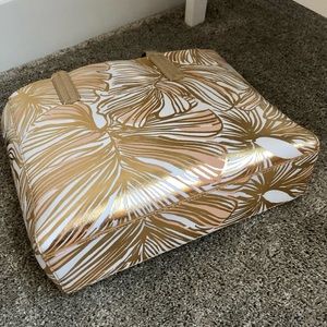 Lilly Pulitzer Surrey Gold Tote 👜